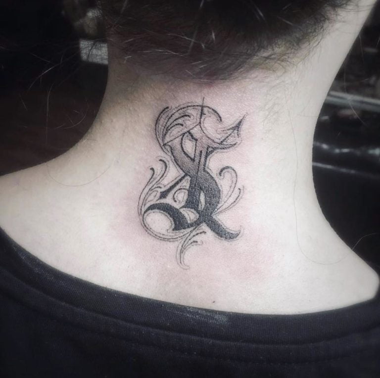 41 Sexy Zodiac Sagittarius Tattoos for Women to Savor