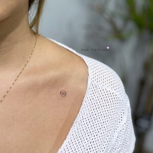Mini Cancer 69 Symbol Collarbone Tattoo