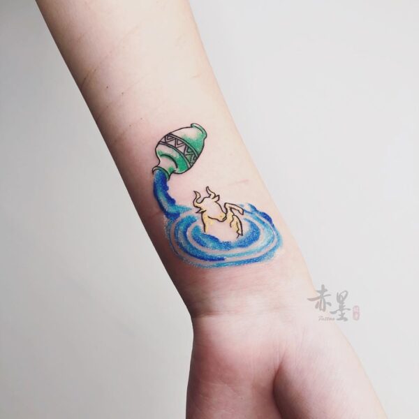 37 AweInspiring Aquarius Tattoos For Women