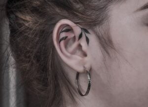 Piercing Vine Helix Tattoo